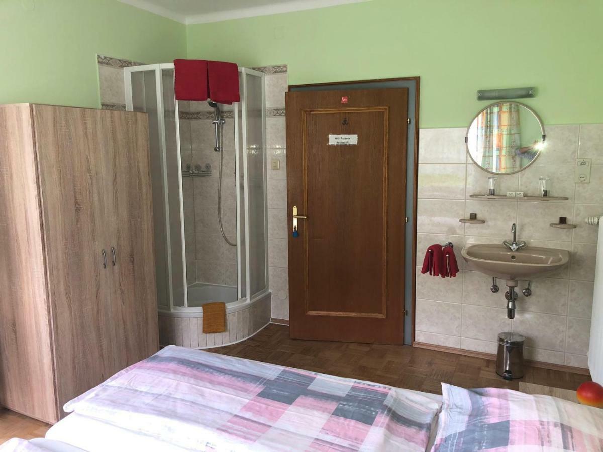 Gasthof-Pension Reidnwirt Baldramsdorf Luaran gambar